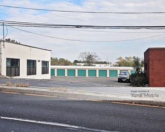 Photo 3 of Extra Space Storage - 515 Broad Street, Clifton, NJ
