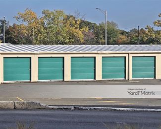 Photo 4 of Extra Space Storage - 515 Broad Street, Clifton, NJ