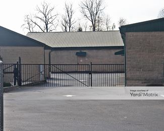 Photo 5 of Storage Rentals of America - 3640 State Route 94, Hardyston, NJ