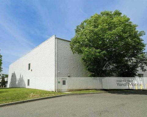 Photo 4 of Manhattan Mini Storage - 22 US - 22, Springfield, NJ