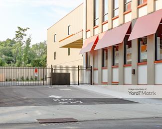 Photo 3 of Bright Box Self Storage - 639 South Avenue, Plainfield, NJ