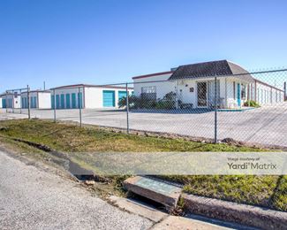 Photo 3 of Texas City Self Storage - 2424 Texas Avenue, Texas City, TX