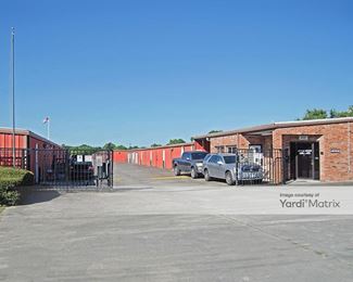 Photo 2 of Big 7 Mini Storage - 1350 Highway 3 South, League City, TX