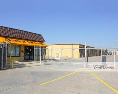 Storage Units for Rent available at 525 East Nasa Pkwy, Webster, TX 77598