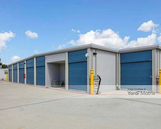 Photo 3 of iStorage - 2900 North Alexander Drive, Baytown, TX