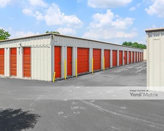 Photo 4 of iStorage - 2900 North Alexander Drive, Baytown, TX
