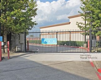 Photo 4 of Extra Space Storage - 9809 Broadway Street, Pearland, TX