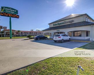 Photo 4 of Extra Space Storage - 5236 East Fwy, Baytown, TX