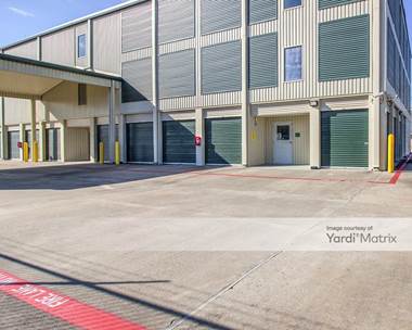 Storage Units for Rent available at 5236 East Fwy, Baytown, TX 77521