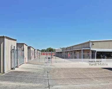 Storage Units for Rent available at 17215 Pearland Sites Road, Pearland, TX 77584