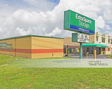 Storage Units for Rent available at 7285 Southern Blvd, West Palm Beach, FL 33413