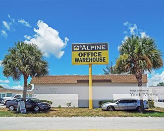 Photo 3 of Gator State Storage - 900 Barnett Drive, Lake Worth, FL