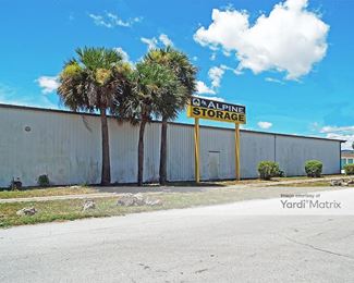 Photo 4 of Gator State Storage - 900 Barnett Drive, Lake Worth, FL