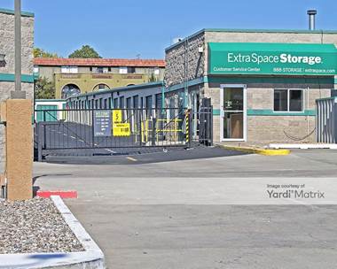 Storage Units for Rent available at 6917 Montgomery Blvd NE, Albuquerque, NM 87109