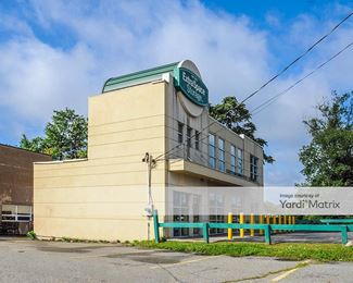 Photo 2 of Extra Space Storage - 361 West NY-59, Nanuet, NY