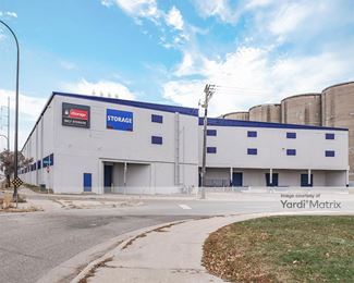 Photo 3 of iStorage - 3601 Hiawatha Avenue, Minneapolis, MN