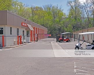 Photo 1 of Public Storage - 3200 France Avenue South, St Louis Park, MN