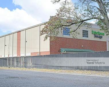Storage Units for Rent available at 24 Sterling Place, Amityville, NY 11701