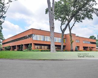 Photo 1 of Men on the Move Self Storage - 150 Crossways Park Drive West, Woodbury, NY