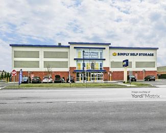 Photo 3 of Public Storage - 1070 Route 109, Lindenhurst, NY