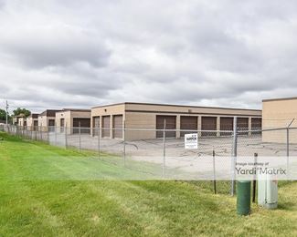 Photo 2 of Store House Self Storage - 510 10th Avenue South, Waite Park, MN