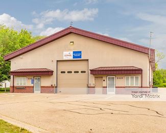 Photo 2 of Storage Rentals of America - 5303 Pioneer Creek Drive, Maple Plain, MN