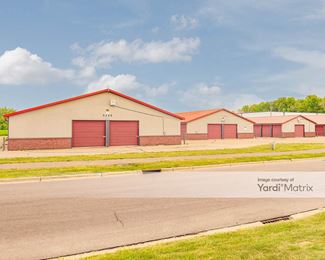 Photo 3 of Storage Rentals of America - 5303 Pioneer Creek Drive, Maple Plain, MN