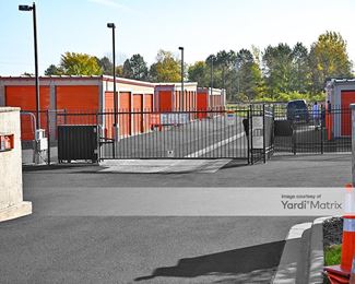 Photo 3 of Public Storage - 13465 Fenway Blvd Circle North, Hugo, MN
