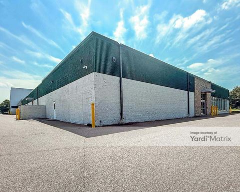 Photo 5 of StorageMart - 9992 Baltimore Street NE, Blaine, MN