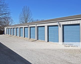 Photo 2 of Cedar Hill Self Storage - 6645 Mall Drive, Cedar Hill, MO