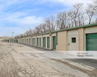 Photo 3 of Extra Space Storage - 1475 Dunn Road, Florissant, MO