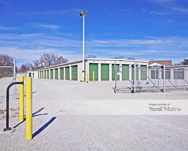 Storage Units for Rent available at 409 Broadway Avenue, South Roxana, IL 62087