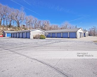 Photo 2 of Riverbend Storage - 3216 East Broadway, Alton, IL
