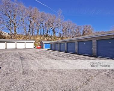 Storage Units for Rent available at 3216 East Broadway, Alton, IL 62002