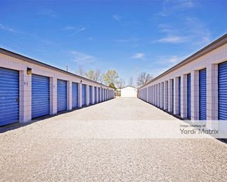 Photo 2 of Belleville Storage Center - 1500 West Blvd, Belleville, IL
