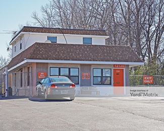 Photo 2 of A Shur-Lock - 12120 Dorsett Road, Maryland Heights, MO