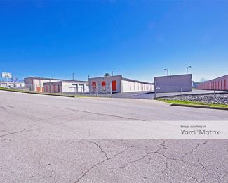 Photo 5 of A Storage Inn - 320 Old Fullerton Road, Swansea, IL