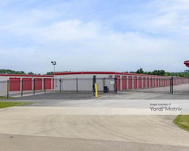 Storage Units for Rent available at 910 St Thomas Road, Granite City, IL 62040