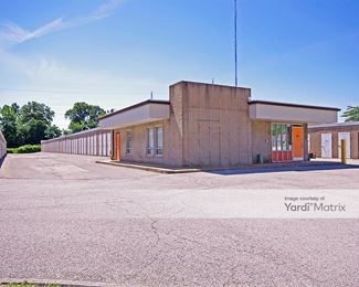 Photo 2 of A1 U Store It Self Storage - 7400 Watson Road, St Louis, MO