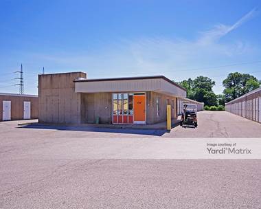 Storage Units for Rent available at 7400 Watson Road, St Louis, MO 63119