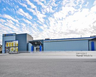 Photo 1 of Extra Space Storage - 3281 South Big Bend Blvd, Maplewood, MO