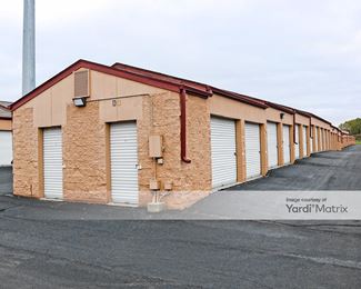 Photo 5 of StorageMart - 15506 Harrison Street, Omaha, NE
