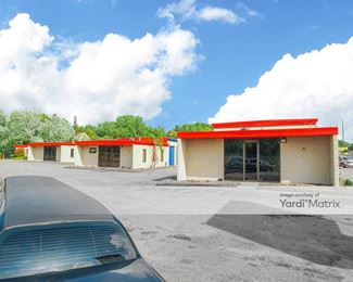Photo 4 of iStorage - 3238 North Highway 61 North, Vadnais Heights, MN