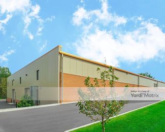 Photo 2 of North Star Mini Storage - 3880 Labore Road, Vadnais Heights, MN