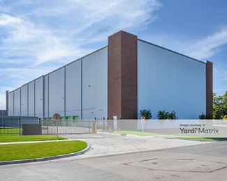 Photo 2 of Extra Space Storage - 9601 Penn Avenue South, Bloomington, MN