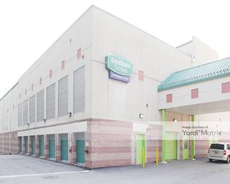 Photo 3 of Extra Space Storage - 102 North Macquesten Pkwy, Mt Vernon, NY
