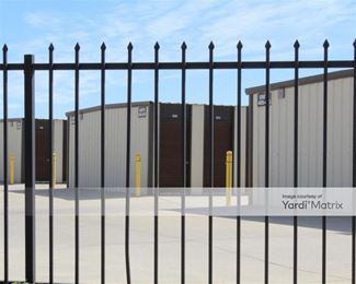 Photo 2 of Academy South Mini Storage - 3543 South Academy Avenue, Sanger, CA