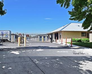Photo 3 of Stuff N Storage - 1139 Vanderbilt Circle, Manteca, CA