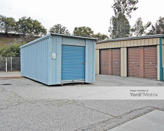Photo 5 of StorMax - 525 West 4th Street, Hanford, CA