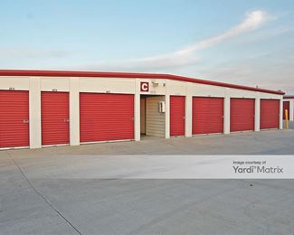 Photo 4 of American Self Storage - 280 Mercey Springs Road, Los Banos, CA